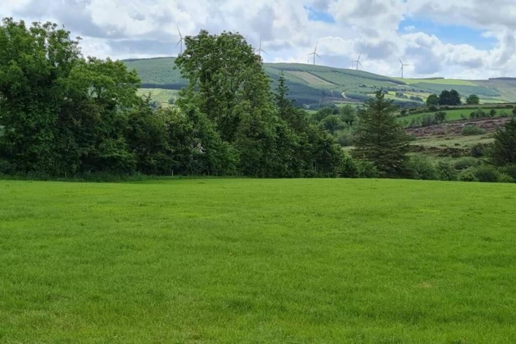 Yellow Heights Accommodation Tinahely Bagian luar foto
