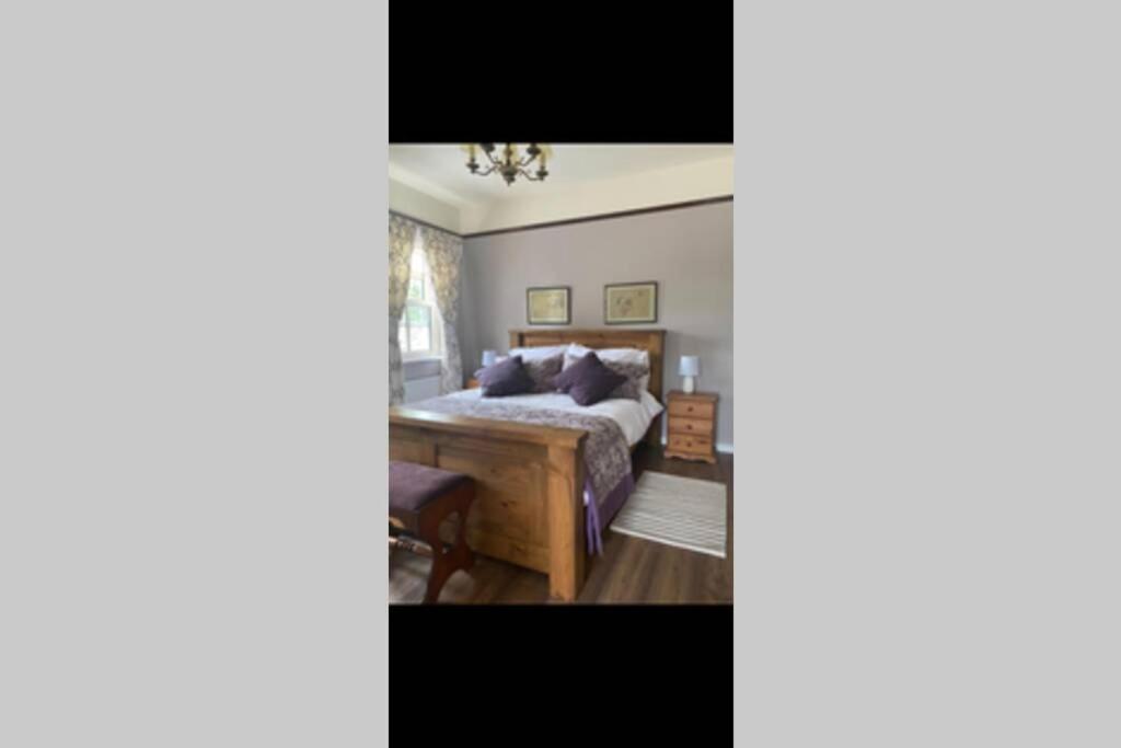 Yellow Heights Accommodation Tinahely Bagian luar foto